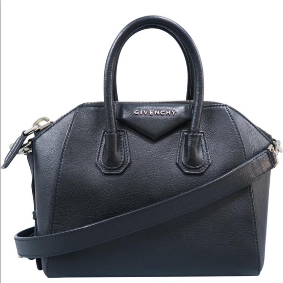 Givenchy Handbags - Givenchy- 100 Authentic